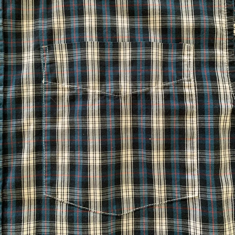 Old Navy Button Down Shirt Boys Size XL Blue White Plaid Long Sleeves